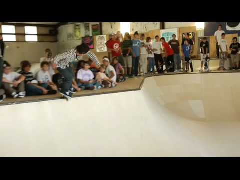 Clip of the Day. Malto warms up the Southside bowl.