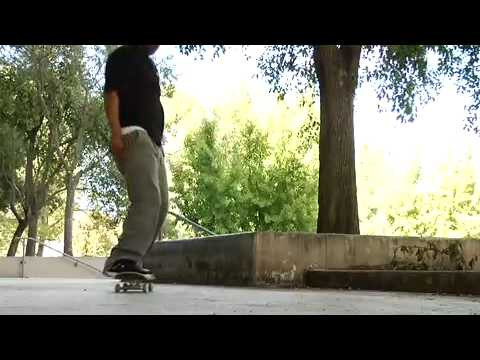 Mo, Jeron, and Biebel move if they wanna on this ledge sesh.