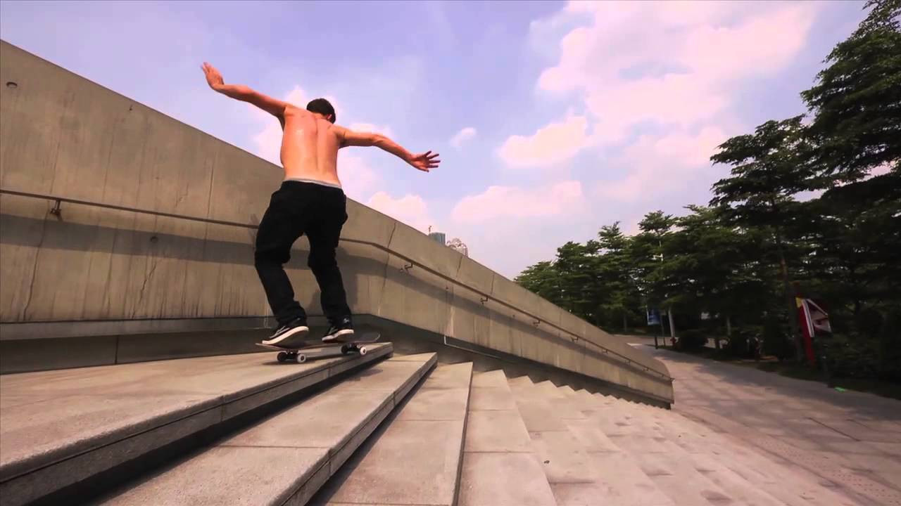 Justin Eldridge' s Pretty Sweet Full Length Part Re-Edit, presented by our pals at ValSurf.<br /><br />Filmed by:<br />Federico Vitetta <br />Ty Evans<br />Roger Bagley<br />Sam Newman<br />Anthony Claravall<br />Frankie Martinez<br /><br />Edit by:<br />Aaron Meza