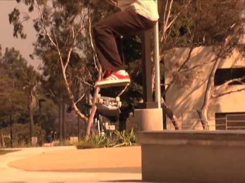 <p><span>World Industries' 2 Scoops featuring Derek Fukuhara, Matt Mendenhall, Mike Franklin, Andrew Cannon,Anthony Shetler, and Timmy Knuth</span></p>