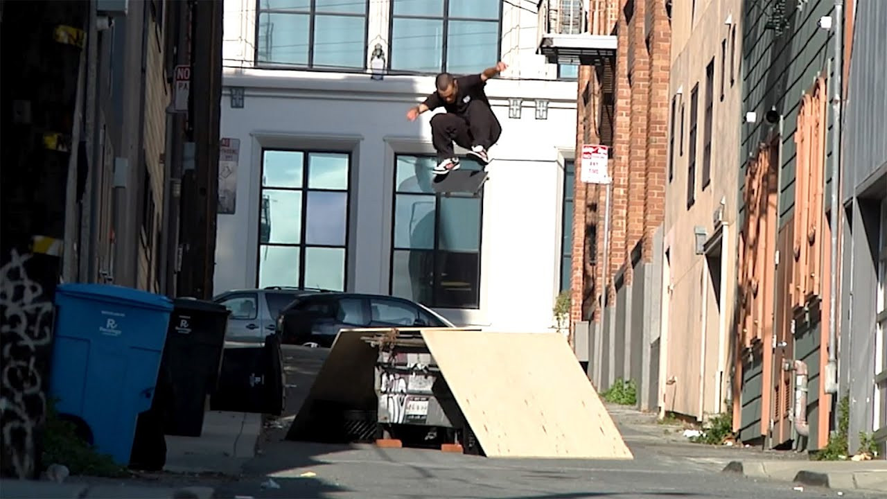 2022. What a year. From Ishod's first signature shoe to partnerships with incredible community organizers and advocates like Skate Like a Girl and froSkate to Nyjah's mind-melting, three-song part, 2022 tapped team riders and collaborators to celebrate 20 Years of Nike SB. Here's the best of year. See you in '23.<br /><br />Song #1: Into the One<br />Artist: Pinact<br />Courtesy of Kanine Records<br /><br />Song #2: Back to Bed<br />Artist: MICH<br />Courtesy of Excelsior Recordings 2022<br /><br />More from Nike Skateboarding<br />20 Years of Nike SB: https://www.nikesb.com/articles/20-years-sb<br />Official website: https://www.nikesb.com/<br />Instagram: https://www.instagram.com/nikesb <br />Twitter: https://twitter.com/nikesb