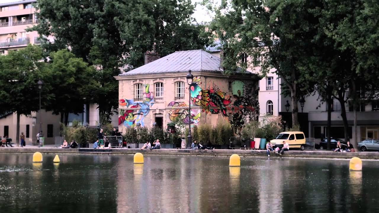 For two weeks, French artists Alëxone and Supakitch took over a historical house on the 'Canal de l'Ourcq' in Paris.<br />Inspired by ideas submitted by fans on Twitter, the two friends painted the house inside and out to amazing effect: A unique piece of art open for all to discover until the end of August.