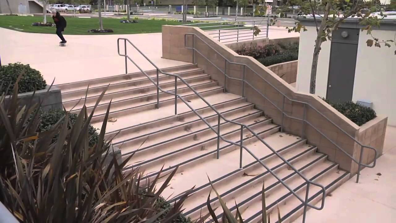 Ryan Decenzo crushed it this year ! Vote for him now ! www.thrashermagazine.com/articles/2012-soty-poll/