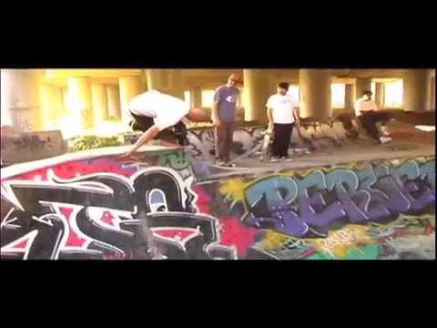 BORDERTOWN clip with CHRIS SENN, TOAD, TUGBOAT, SETH DUNK, SANCHEZ and MIKEY MERICA.<br />keep on digging and creating...<br />http://bloodwizard.com/