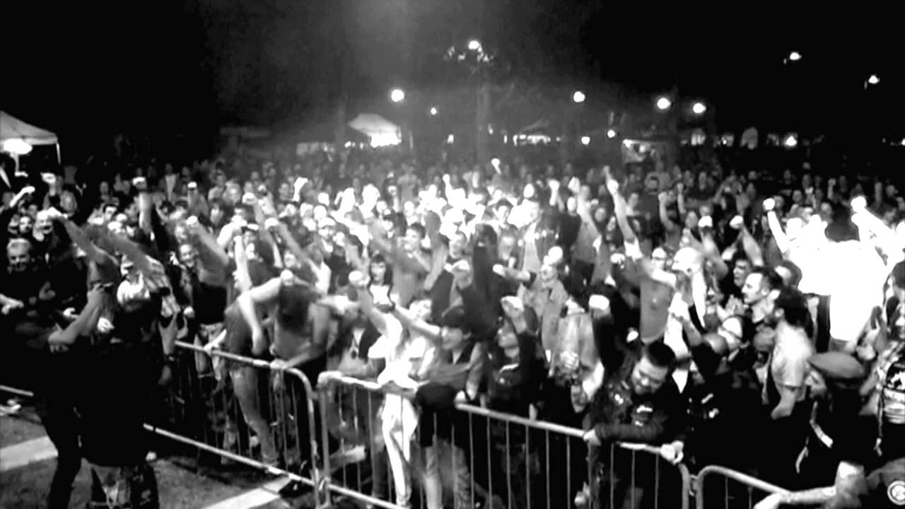 Valient Thorr, with the recent announcements of their inclusion in the 2012 Roadburn and Desertfest festivals, are set to reveal their entire 2012 European Tour presented by Volcom Brand Jeans.<br /> Kicking on March 22nd in Madrid, Spain, Valient Thorr will blaze a trail across Western Europe to the 2012 Roadburn Festival in Netherlands on April 13th, continuing their road-tested ritual of bringing the P-A-R-T-Y wherever they go.<br /> Valient Thorr will have in tow with them their new split 7" release with High On Fire, on which they contribute a brand new song, "Beast With A Billion Eyes". The 7" will be released as part of the Volcom Ent Vinyl Club.<br /> Tour Dates and Locations:<br /> Mar 22 -- Spain, Madrid -- Caracol<br /> Mar 23 -- Spain, Hondarribia -- Psylocibenea<br /> Mar 24 -- Portugal, Porto -- Hard Club<br /> Mar 25 -- Portugal, Lisboa -- Caixa Economica Operaria<br /> Mar 27 -- Spain, Barcelona -- Estraperlo Club<br /> Mar 28 -- France -- Salon de Provence - Portail Coucou<br /> Mar 29 -- France, Grenoble -- L'Amperage<br /> Mar 30 -- Italy, Parma -- Circolo Onirica<br /> Mar 31 -- Italy, Romagnano Sesia (NO) -- Rock N Roll Arena<br /> Apr 01 -- Italy, Bozen -- Halle 28<br /> Apr 02 -- Austria, Vienna -- Arena<br /> Apr 03 -- Germany, Stuttgart -- Keller Club<br /> Apr 04 -- Germany, Jena -- Rosenkeller<br /> Apr 05 -- Germany, Berlin -- Magnet <br /> Apr 06 -- Greece, Athens, An Club <br /> Apr 07 -- UK, London -- Desertfest 2012 <br /> Apr 08 -- UK, Manchester -- Moho Live <br /> Apr 09 -- UK, York -- Fibbers <br /> Apr 10 -- UK, Nottingham -- Rescue Rooms <br /> Apr 11 -- Belgium, Brussels -- Magasin 4 <br /> Apr 12 -- Belgium, Liège, Péniche Inside Out <br /> Apr 13 -- Netherlands, Tilburg -- O13, Roadburn Festival 2012<br /> For more information, visit: vol.cm/valientthorr2012eurotour