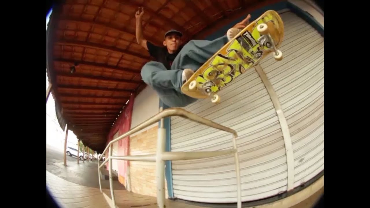 Subscribe to our YouTube channel here: https://www.youtube.com/c/freeskatemagazine?sub_confirmation=1<br /><br />Featuring Leonardo Favaro.<br /><br />Filmed and edited by Leonardo Beazotto.<br /><br />https://www.mkdskateshop.com.br