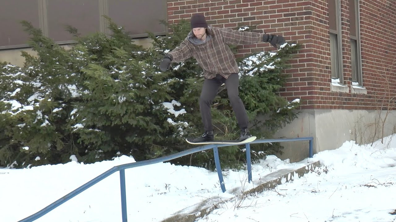 Zack Alworden as seen in our latest snowskate video 'Bleached'.<br /><br />Watch the full video!<br />https://youtu.be/OgquNjFfsxA<br /><br />Cop a snowskate on www.ambitionsnowskates.com<br /><br />Follow us on Instagram<br />https://www.instagram.com/ambitionsnowskates
