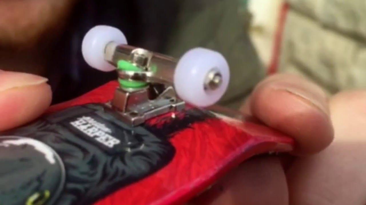 Sometimes we like to showcase products in a new light - or just the best light possible. Our boy Preston Harper decided to do us a solid, and whipped out the old set up to show us what he’s riding. Then he sent us these clips all the way from St. Louis. We always thought he was a fan of big boards, but it turns out he’s more of a mini kind of guy. You know what they say about guys with tiny boards right? Tiny trucks.<br /><br />SUBSCRIBE to CCS YouTube: http://tinyurl.com/lmje4o6<br />Like CCS on FACEBOOK: https://www.facebook.com/ccs.skate<br />Follow CCS on INSTAGRAM: https://instagram.com/ccs_skate/<br />Follow CCS on TWITTER: http://twitter.com/CCS_skate<br />Check the WEBSITE: http://ccs.com/<br />Don't Forget SNAPCHAT : CCSskate