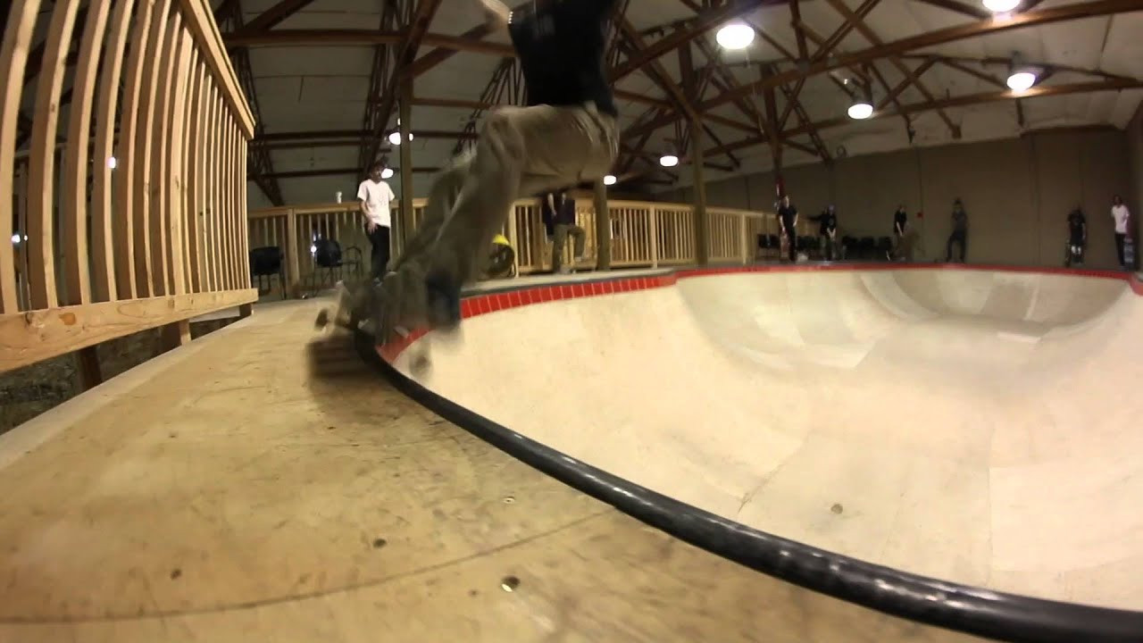 This week we decided to break in a classic, just to make sure we can still call it a classic. Spoiler alert: This shoe is still rad. As good as ever, the Janoski is one smooth operator. We had our main man Chris Klich slip on a brand new pair in black suede, which is arguably the most skate-able colorway/material combo of all time. After a few grinds and a few heavy slams, Chris gave these bad boys the thumbs up yet again. So in case you live under a rock and have never skated a pair of these, we recommend getting them on your feet fast. For those of you who have, you’re probably already saving up for another pair. <br /><br />Get them now at CCS: <br /><br />https://shop.ccs.com/nike-zoom-stefan-janoski-shoes-black-white-8<br /><br />SUBSCRIBE to CCS YouTube: http://tinyurl.com/lmje4o6<br />Like CCS on FACEBOOK: https://www.facebook.com/ccs.skate<br />Follow CCS on INSTAGRAM: https://instagram.com/ccs_skate/<br />Follow CCS on TWITTER: http://twitter.com/CCS_skate<br />Check the WEBSITE: http://ccs.com/<br />Don't Forget SNAPCHAT : CCSskate