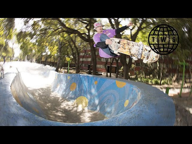The AriZona crew hit up Mexico City for a week. Bonestalone and the VR bros sesh a 1970s bowl in the Tlatelolco barrio in Episode 1.