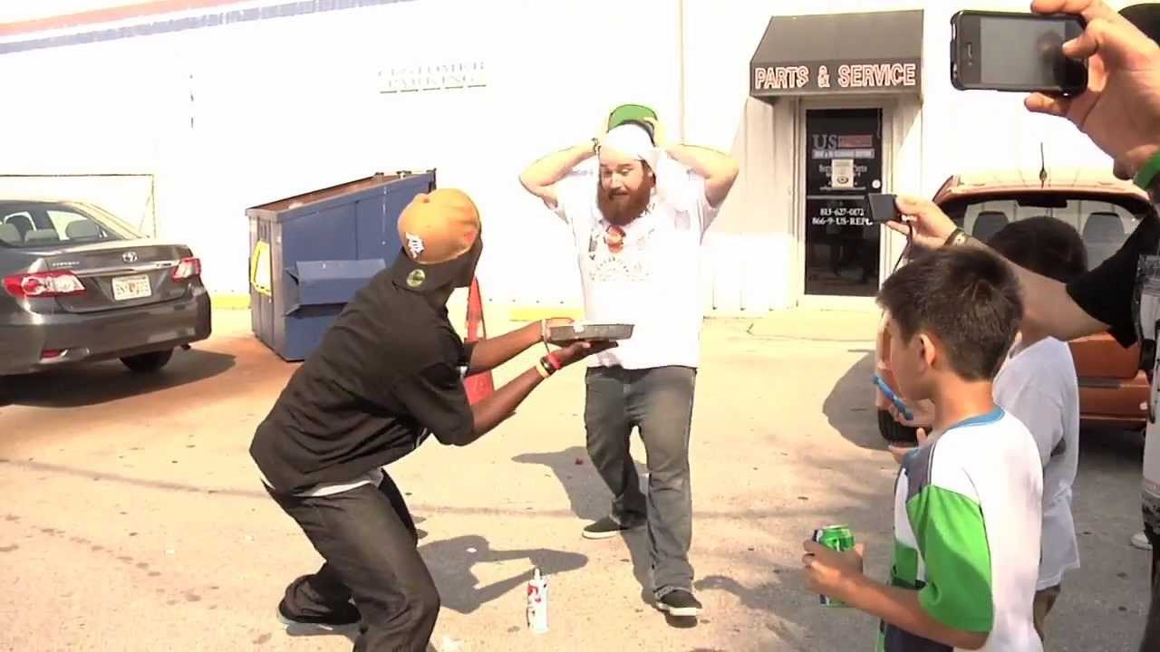 World Industries crew rolls down to Tampa Pro this year for some beer drinkin, burger slangin fun to support Derek Fukuhara poppin his pro contest cherry.