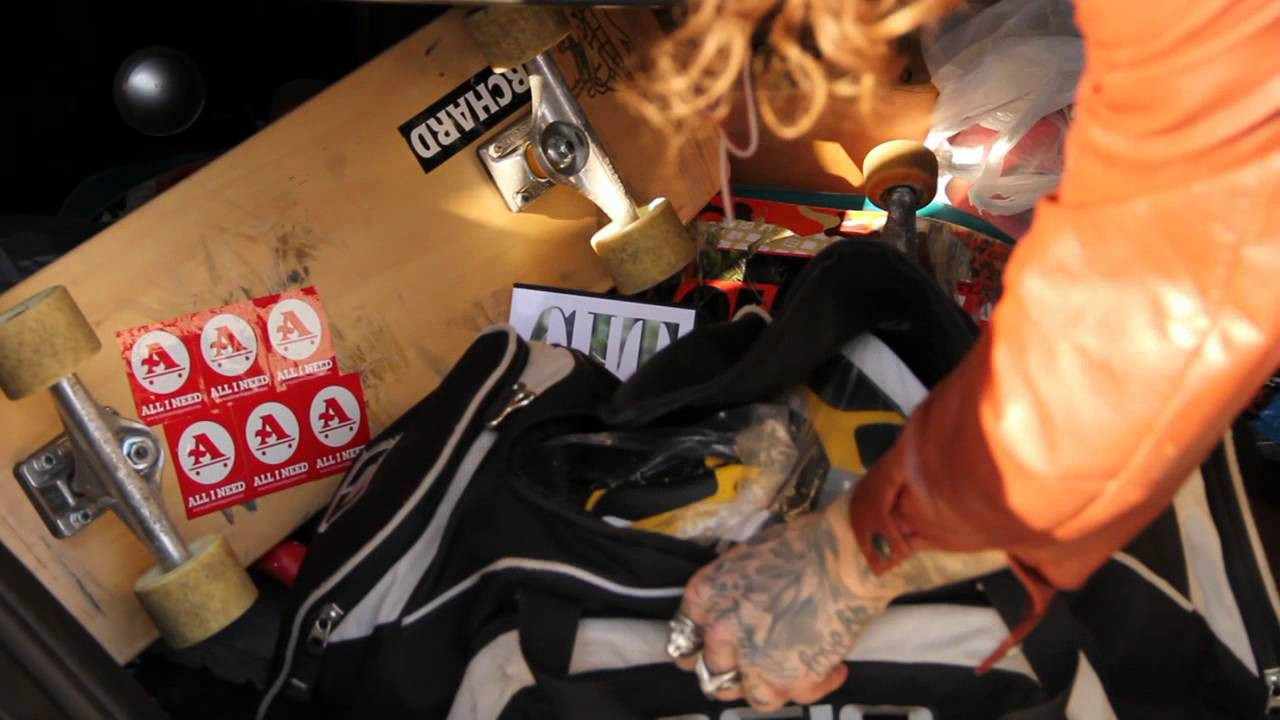 Anthony is all all about getting his shoe out there by any means necessary. Watch and enjoy.