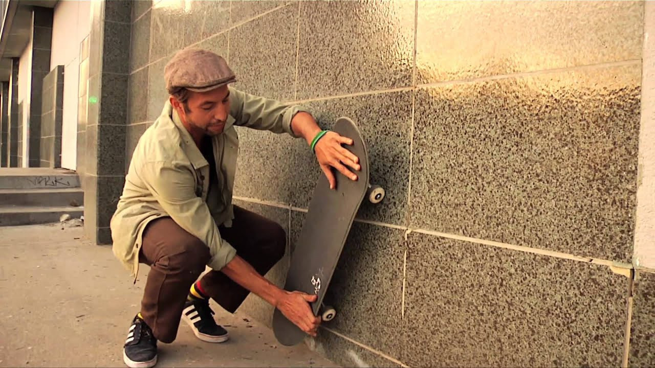 Derek Fukuhara teaches you how to start and finish a good looking wallride nollie out.
