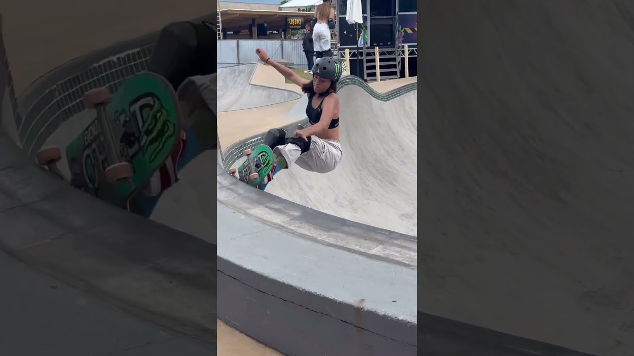 Feliz aniversário Isadora Pacheco!