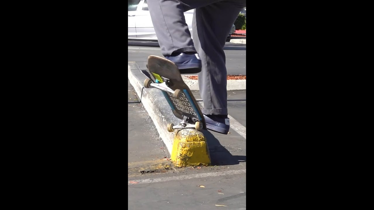 Going way back to issue 1 with Ira Ingram as seen in our segment "Crew'd Up" with #FellowsUnionCurbClub 📺<br /><br />#Skateboarding #Shorts #ShortsVideo