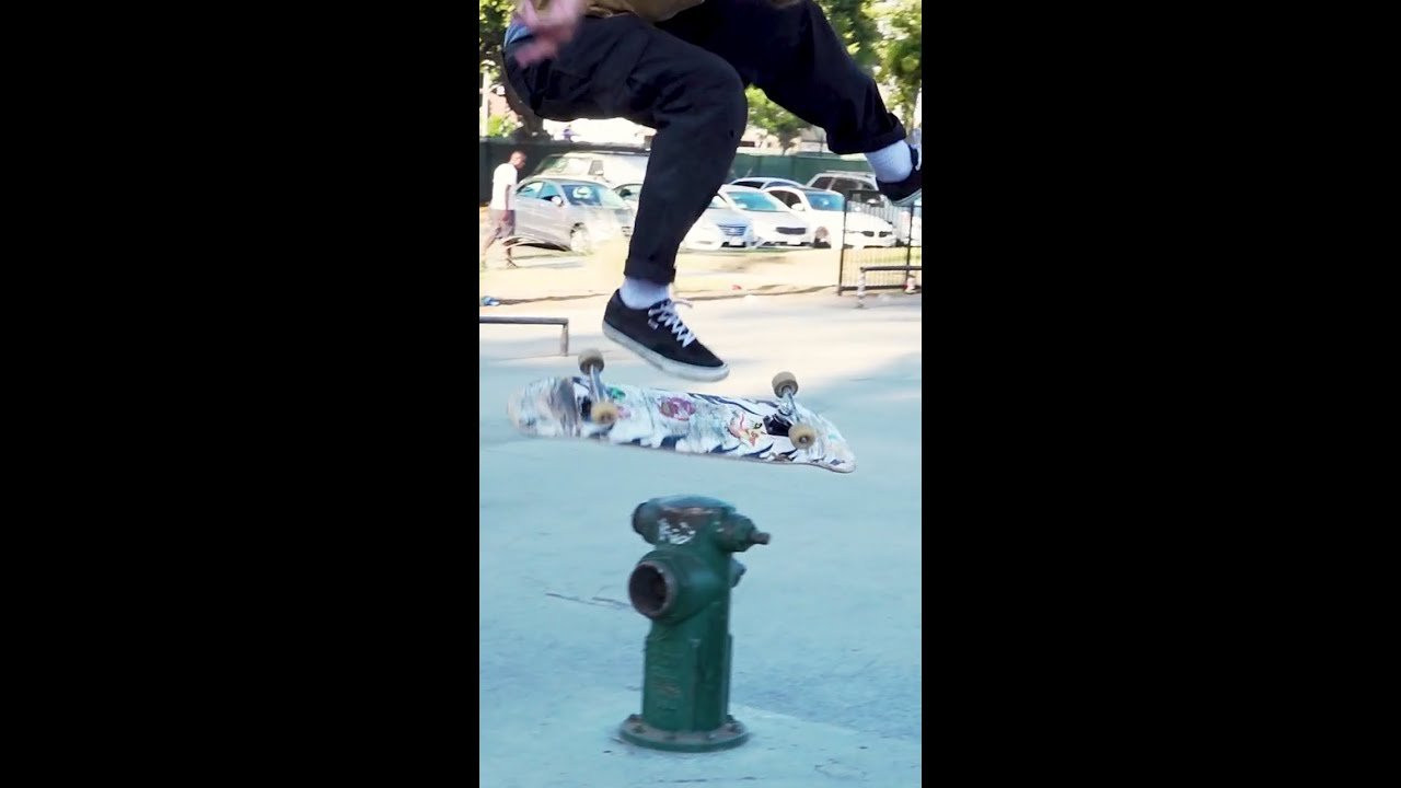 Chandler Burton as seen in "YOU SHOULD KNOW" back in issue 12!💥<br /><br />➡️iDabblevm.com for more!<br /><br />#Skateboarding #Shorts #ShortsVideo