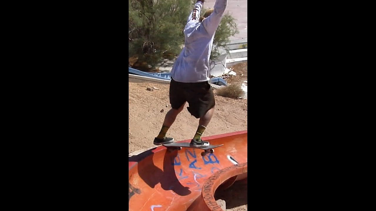 Cody Jacobson hangs on down the slide from the openers of issue 4!🎢<br /><br />➡️iDabblevm.com for more!<br /><br />#Skateboarding #Shorts #ShortsVideo