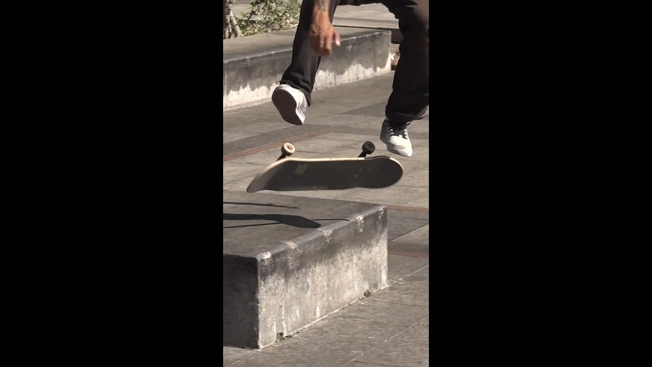 Jordan Mourning with a varial heel bluntslide at Jkwon back in issue 6💥<br /><br />📺 iDabblevm.com for more!<br /><br />#Skateboarding #Shorts #ShortsVideo