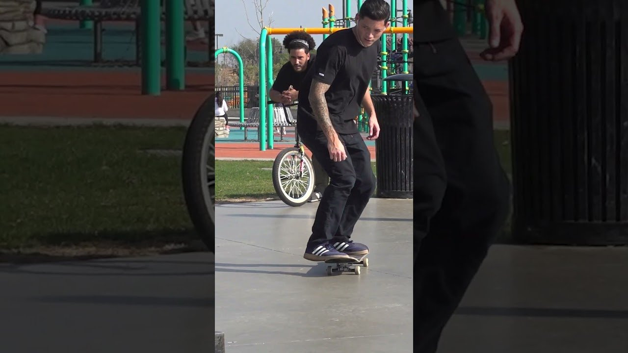 Quick 1️⃣ 2️⃣ with Ryan Guiso at Ponderosa Skatepark🔨<br /><br />➡️iDabblevm.com for more!<br /><br />#Skateboarding #SkatePark #Shorts #ShortsVideo
