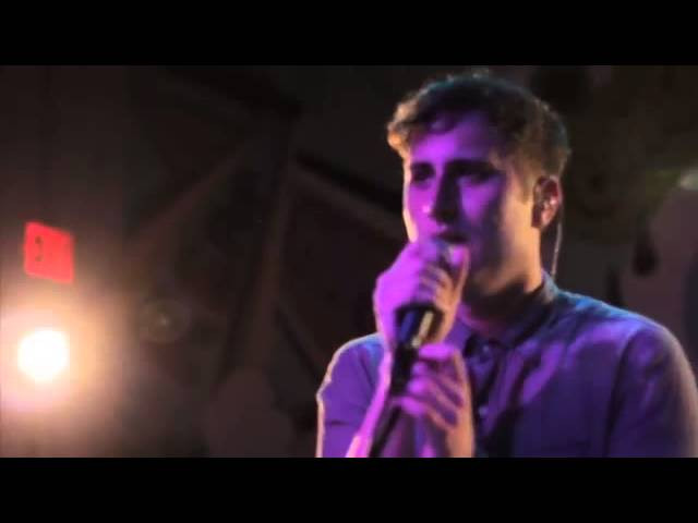 Brooklyn-based band Small Black stopped by to perform "No Stranger" in the latest Ready, Set filmed at Converse Rubber Tracks Studio.<br /><br />For more on Small Black visit:<br />http://www.small-black.com/<br />https://www.facebook.com/SmallBlk<br />https://twitter.com/smallblk<br /><br />More information on Converse Rubber Tracks visit: <br />http://www.converse.com/rubbertracks