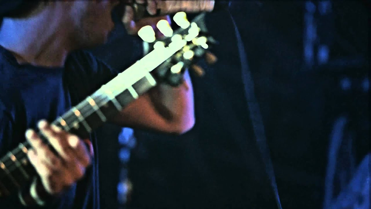 2nd April 2013. Funeral for a Friend perform "Conduit" live at Bi Nuu in Berlin.<br /><br />Stay tuned for more gigs, or click here for more info on the Get Dirty series: http://on.fb.me/14pL5mI