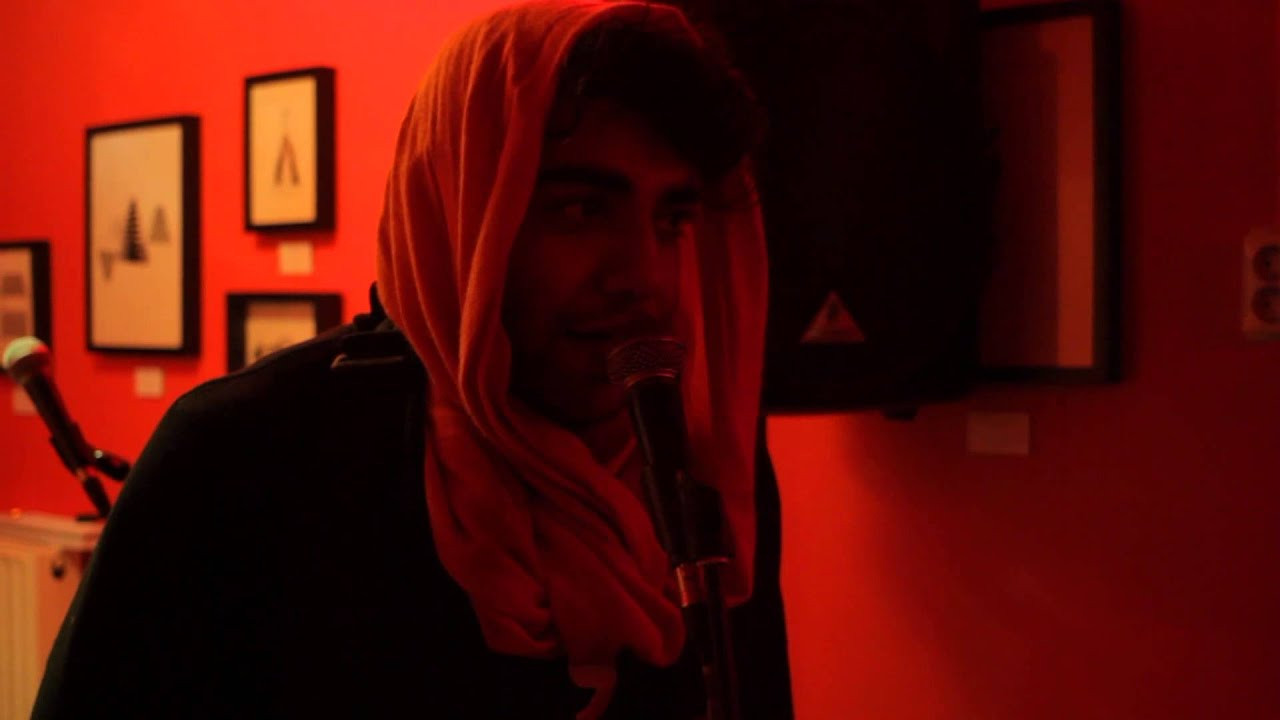 Himanshu Suri aka Heems, from alternative hip-hop group Das Racist, joined us at Red Light Radio's studio in the heart of Amsterdam's red light district to record the very first of our new live Red Light Sessions. Check it out.<br /><br />Stay tuned here for more Converse Red Light Sessions, or visit http://www.redlightradio.net/ for podcasts and live broadcasts straight from the heart of Amsterdam.
