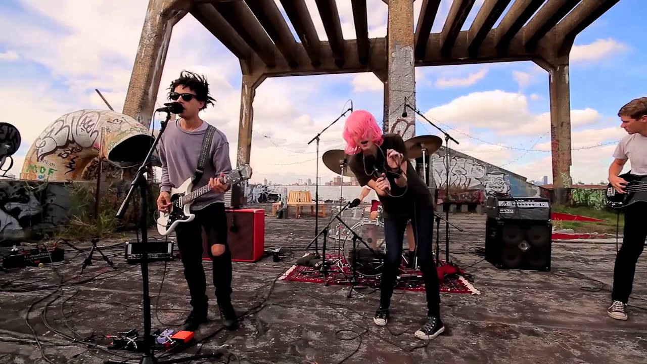 Hunters, one of the most talked about bands of a busy festival season in NYC, kicked off our Ready, Set: Get Lost series with an incredible performance on the roof of Factory Studios in Brooklyn. The BK band tore through a rendition of "Deadbeat" on a gorgeous day in the city with the NYC skyline as their backdrop.<br /><br />Thanks to Guitar Center, Gretsch Drums and Zildjian Cymbals. <br /><br />For more on Hunters: <br />http://www.huntershunters.com<br />http://www.twitter.com/huntershunters<br />http://www.facebook.com/huntersny<br /><br />For more on Converse Rubber Tracks: <br />http://www.converse.com/rubbertracks<br /><br />For more on Boots: <br />http://www.converse.com/boots