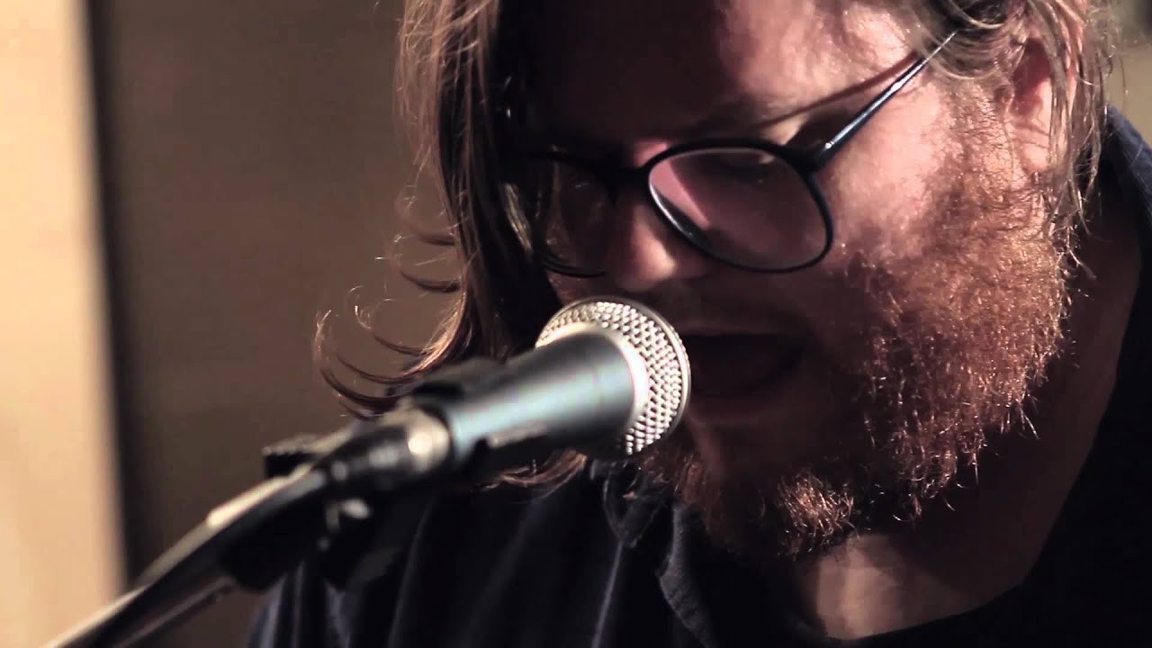 Kingston, ON duo PS I Love You ripped through a rendition of "How Do You" at our Montréal pop-up Converse Rubber Tracks studio. The track is from their 2012 album Death Dreams, out now on Paper Bag records.<br /><br />For more on PS I Love You:<br />https://www.facebook.com/psiloveyouband<br />http://www.paperbagrecords.com/tours/?tdo_tag=ps-i-love-you<br /><br />For more information on Converse Rubber Tracks:<br />http://www.converse.com/rubbertracks