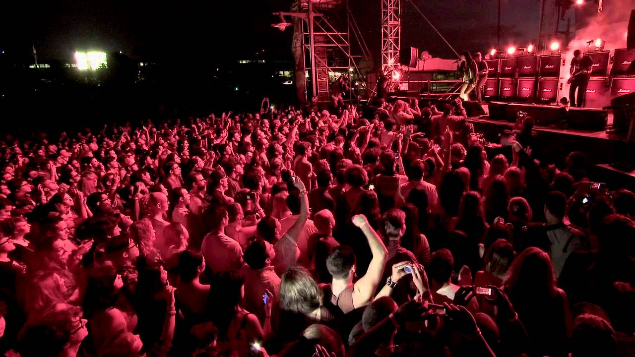 Sleigh Bells headlined Converse City Carnage NYC on Pier 63 of Hudson River Park on July 21st, and absolutely brought down the house. They opened their set with the amazing "Demons," off their album Reign of Terror, out now on Mom and Pop Records.<br /><br />For more info on Converse City Carnage head here: <br /><br />http://play.converse.com/blog/2012/07/17/converse-city-carnage-nyc/<br /><br />For more info on Sleigh Bells head here: <br /><br />http://reignofterror.tv/