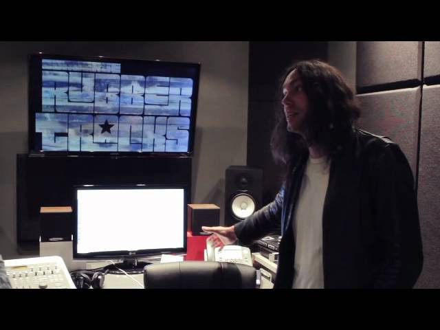 Take an inside peek into Converse Rubber Tracks. The talented Albert Hammond, Jr. takes you on a behind-the-scenes studio tour.<br /><br />Converse Rubber Tracks is a community-based professional recording studio in Brooklyn, NY. Emerging musicians of all genres can apply for free studio time at Converse.com/rubbertracks. If selected, artists record for free while maintaing the rights to their own music. <br /><br />To learn more about Converse Rubber Tracks and to apply for studio time go to http://www.converse.com/rubbertracks.<br /><br />Follow Converse Rubber Tracks on Instagram: @RubberTracksNYC