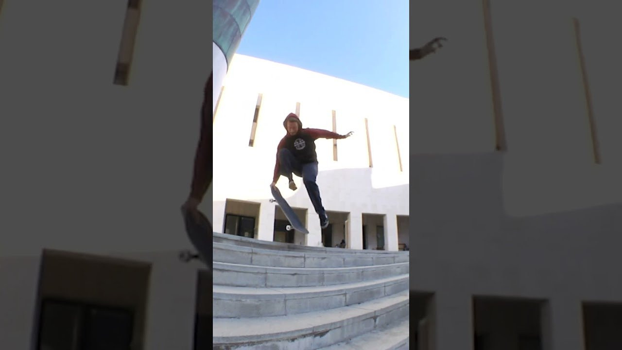 Subscribe: https://www.youtube.com/c/CreatureFiends<br /><br />Big Ulph Andersson burns Barcy down in this minute hit from Creature!<br /><br />LURK WITH US:<br />Shop: https://nhsskatedirect.com/pages/creature-skateboards<br />YouTube: https://www.youtube.com/c/CreatureFiends<br />Instagram: https://instagram.com/creaturefiends/ <br />Facebook: https://www.facebook.com/CreatureSkat...<br />Twitter: https://twitter.com/creaturefiends <br /><br />#CreatureSkateboards #Skateboarding #CreachTube