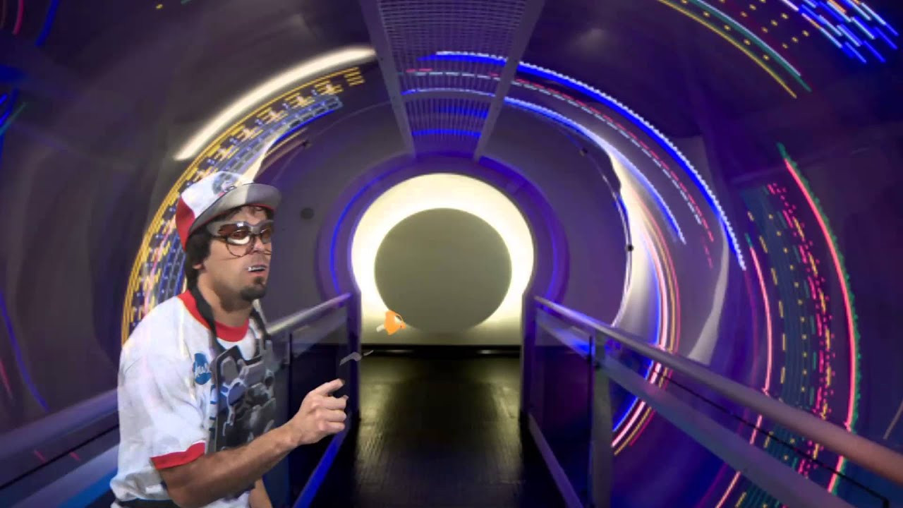 In Space No One Can Hear You Sprack!<br />The Krux Trucks Team comes through in this acting tour du force!<br />Featuring Silas Baxter Neal, Louie Barletta, Caswell Berry, Justin Strubing, Cairo Foster and Ron Whaley. Filmed by Eric Noren and edited by Joe Perrin.