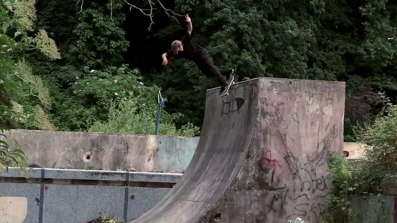 etnies Presents Nick Garcia skating the etnies Freeport. See more from Nick & friends in Element's "Future Nature", coming 5/1/12. Check the teaser here: http://youtu.be/y3X-dUGwMxA<br /><br />http://www.facebook.com/etnies<br />http://etni.es/nick-garcia-freeport<br /><br />Enter the etnies Nick Garcia Giveaway here: http://etni.es/nick-garcia-freeport