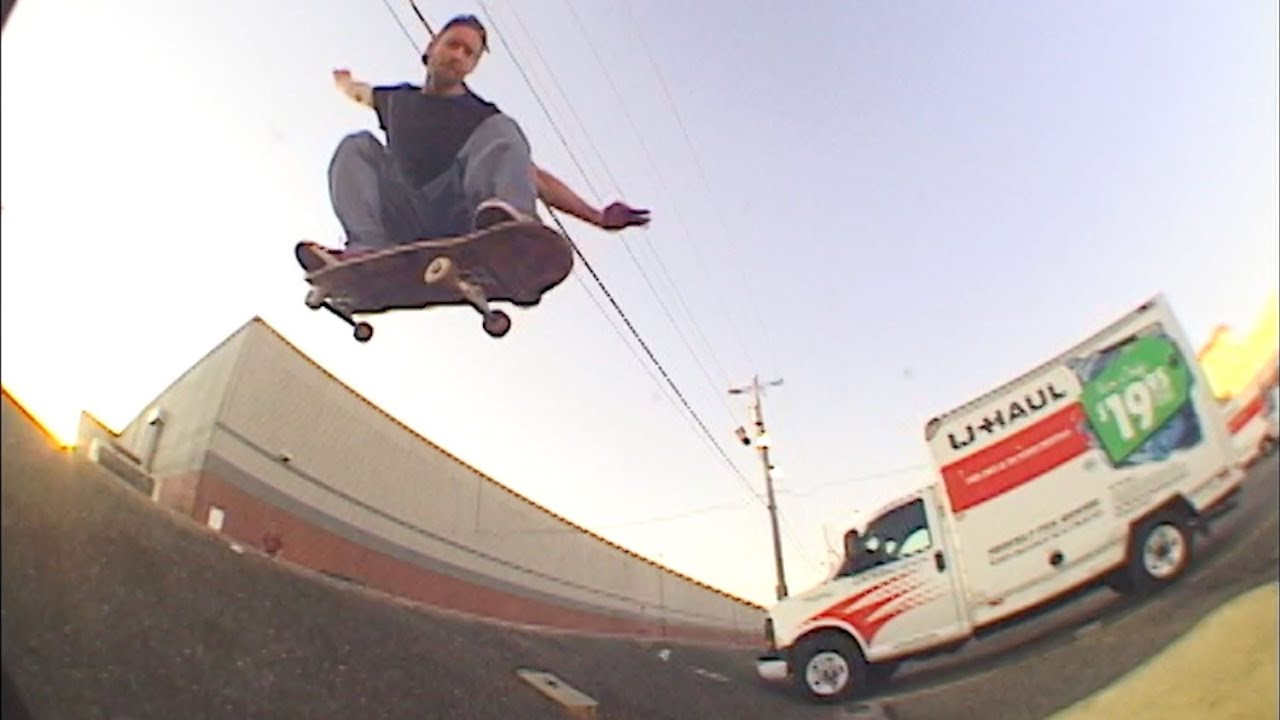 Filmed and edited by Zach Sayles.<br /><br />Hard copies of 'Veil' are available here: lhttps://veilvideo.bigcartel.com/<br /><br />https://youtu.be/61W2JEB8ctY