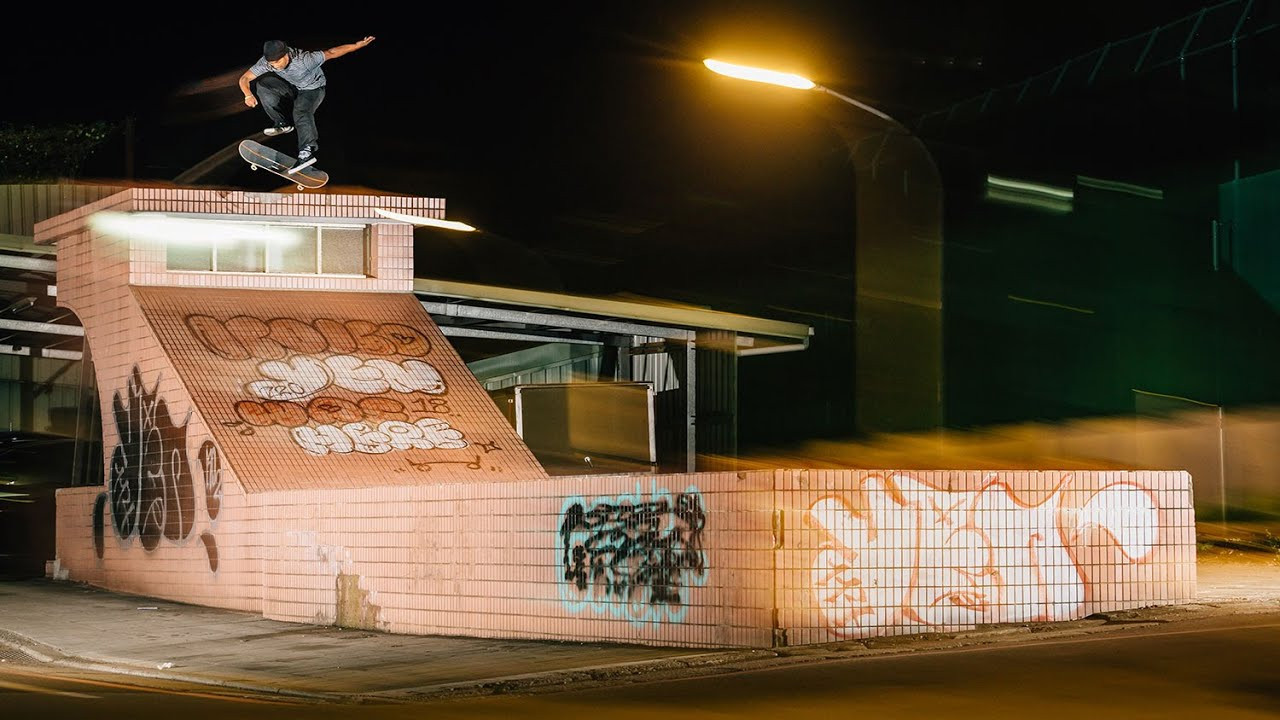 Filmed entirely at night, Nocturnup: Taipei features Daryl Dominguez, Davide Holzknecht, Jordan Sharkey, Jasper Dohrs, Seb Batty & James Griffiths. <br /><br />Filmed and edited by Nick Richards<br /><br />Featured photo of Darly Dominguez (360 flip) shot by James Griffiths