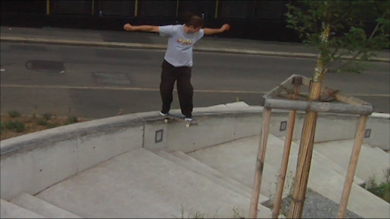Subscribe to our YouTube channel here: https://www.youtube.com/c/Freeskatemagazine <br /><br /> Filmed and edited by Manu Muller.<br />Super 8 by Balthazar Wyss.<br />Music by Dino Brandão.