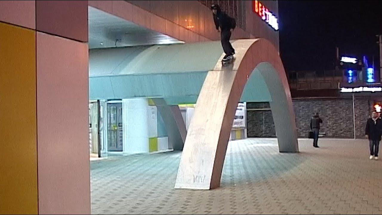 Subscribe to our YouTube channel here: https://www.youtube.com/channel/UCTuYNudPxr5rAatvZg8Zndg<br /><br />Featuring Saint Petersburg's Zhizn crew: Dilip Kharel, Philipp Kharel, Amir Yusupov, Vova Pavlov, Slava Pavlov, Robert Khazeev, Dima Rodionov, Alexey Meleshko, Max Kushevski, Sergey Goncharik, Nikita Kozhemyakin, Vitaly Alexandrov, Artyom Gorbachev, Kseniya Scheglova, Denis Yuzefovich, Victor Salapov and Ilya Kelarev.<br /><br />Filmed and edited by Vova Pavlov.<br /><br />The 1st track is Victim by Raw Takes <br />https://rawtakes.bandcamp.com<br /><br />The 2nd track is Experimentator by buttechno<br />https://buttechno.bandcamp.com/<br />Album: https://buttechno.bandcamp.com/album/1984<br />https://www.instagram.com/buttechn/