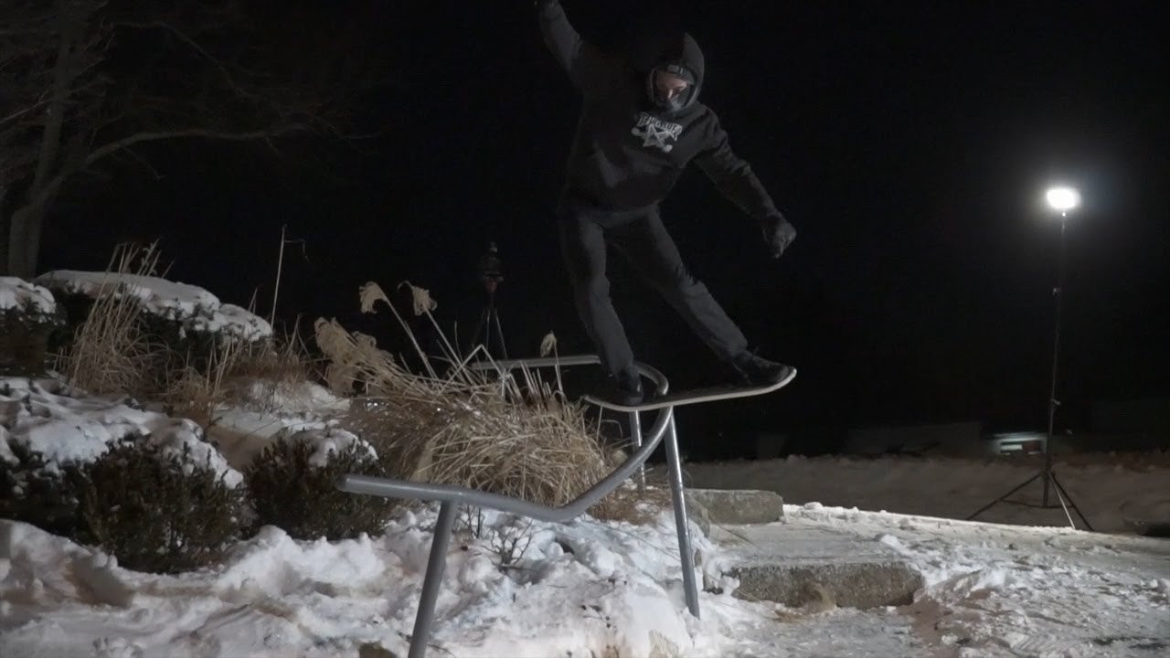 Dave Engerer Snowskate Rough Cut<br /><br />Watch 'Sola Fide' on The Berrics<br />https://youtu.be/tbLoO8QId58<br /><br />Filmed by Alex Blais<br /><br />www.ambitionsnowskates.com<br />IG - @ambitonsnowskates