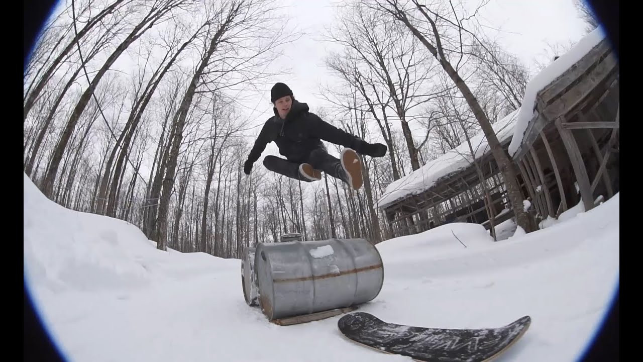 Ambition Snowskates presents Phil Moreau's SUGARSHACK part.<br /><br />Watch Phil & his friends flip their boards, slide accross wooden boxes and eat maple taffy in this video entirely filmed at Moreau's sugar shack in Tingwick, Québec.<br /><br />AMBITION SNOWSKATES<br />Website - https://www.ambitionsnowskates.com<br />Facebook - https://www.facebook.com/AmbitionSnowskates<br />Instagram - https://www.instagram.com/ambitionsnoskates<br /><br />RIDERS<br />Phil Moreau<br />Jensen Fisker<br />Ced Vigneault<br />Jonathan C-Lemieux<br />Maxime Aubert-Leblanc<br />Jean-Thomas Chagnon<br /><br />FILMING<br />Alex Blais<br />Jean-Thomas Chagnon<br />Jonathan C-Lemieux<br /><br />EDITED BY<br />Alex Blais<br /><br />MUSIC<br />New Order - Bizarre Love Triangle