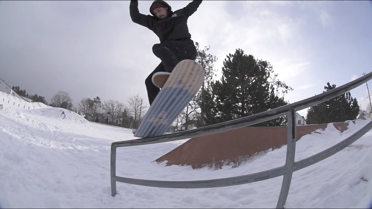 OUTDOOR ADVENTURES #17 | Day two on our US team trip with special guest Sam Tabor! Skating the Marquette skate plaza and meeting with Jess Niemi, first snowskater to ever land a handrail!<br /><br />SAM TABOR<br />Check out 7 videos from our trip on his channel!<br />https://www.youtube.com/user/samtaborskating<br /><br />FOLLOW US<br />Website: https://ambitionsnowskates.com<br />Instagram: @ambitionsnowskates<br />Facebook: https://facebook.com/AmbitionSnowskates<br />Snapchat: ambsnowskate<br />Twitter: @ambitionsnow<br /><br />RIDERS<br />Jess Niemi<br />Dave Engerer<br />Josh Oakes<br />Peter Jones<br />Jeremy Manson<br />Josh Seguin<br />Phil Moreau<br />Sam Tabor<br /><br />OUTRO SONG<br />Strange Broue - Electric Blizzard