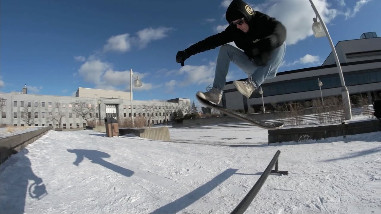 OUTDOOR ADVENTURES #6 | Pro riders Josh Oakes and Dave Engerer drove up to the Ambition HQ in Quebec for a few days of banger filled snowskate fun!<br /><br />FOLLOW US<br />Website: https://ambitionsnowskates.com<br />Instagram: @ambitionsnowskates<br />Facebook: https://facebook.com/AmbitionSnowskates<br />Snapchat: ambsnowskate<br />Twitter: @ambitionsnow<br /><br />RIDERS<br />Dave Engerer<br />Josh Oakes<br />Chuck Dion<br />Gui Blais<br />Alex Blais<br /><br />OUTRO SONG<br />Strange Broue - Electric Blizzard