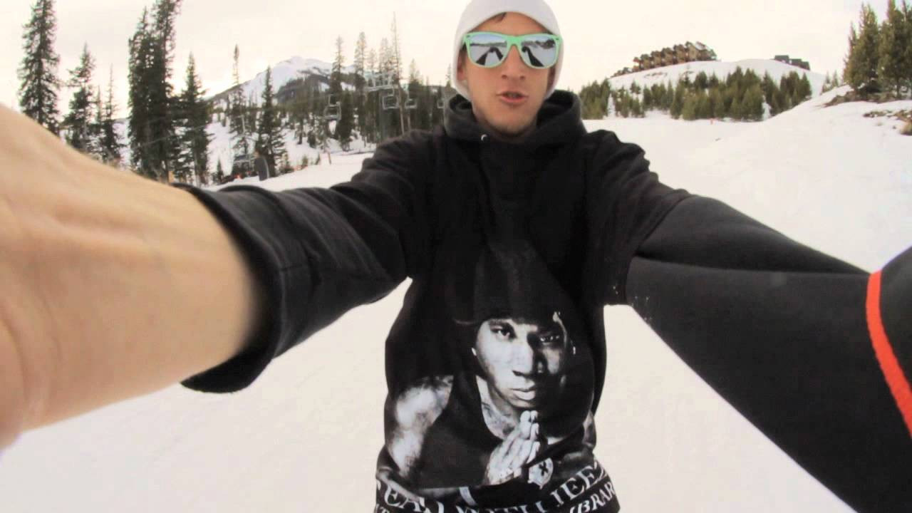 Ambition's snowskate team shredding in Jam Pack, a banger-filled promo video that we put out in 2011.<br /><br />RIDERS<br />Alan Gerlach<br />Nick Stefani<br />Josh Seguin<br />Rico Desjardins<br />Charles-Olivier Simard<br />Emil Baron<br />Justin Majeczky<br />David Engerer<br />Taras Ryabokon<br />Phil Smage<br />Mitch Serbu<br />Austin Welter<br />Steven Socknaki<br />Bjorn R-G<br /><br />MUSIC<br />Stooges - I'm Loose<br />Jemini The Gifted One - Scars and Pain<br />Midnight Juggernauts - Into The Galaxy<br /><br />----------------------------<br /><br />Want to have a blast this winter? Get your Ambition snowskate online today!<br /><br />WEBSITE http://www.ambitionsnowskates.com<br />FACEBOOK http://www.facebook.com/AmbitionSnowskates<br />SUBSCRIBE http://www.youtube.com/subscription_center?add_user=AmbitionSnowskates <br /><br />We’re redefining snowskating. Our boards are fast & strong made with 7 plys of Canadian maple, with concave and aggressive grip. Every year, we refine our board construction to give you the best possible experience on snow. We know we're onto something... what's possible on a snowskate?