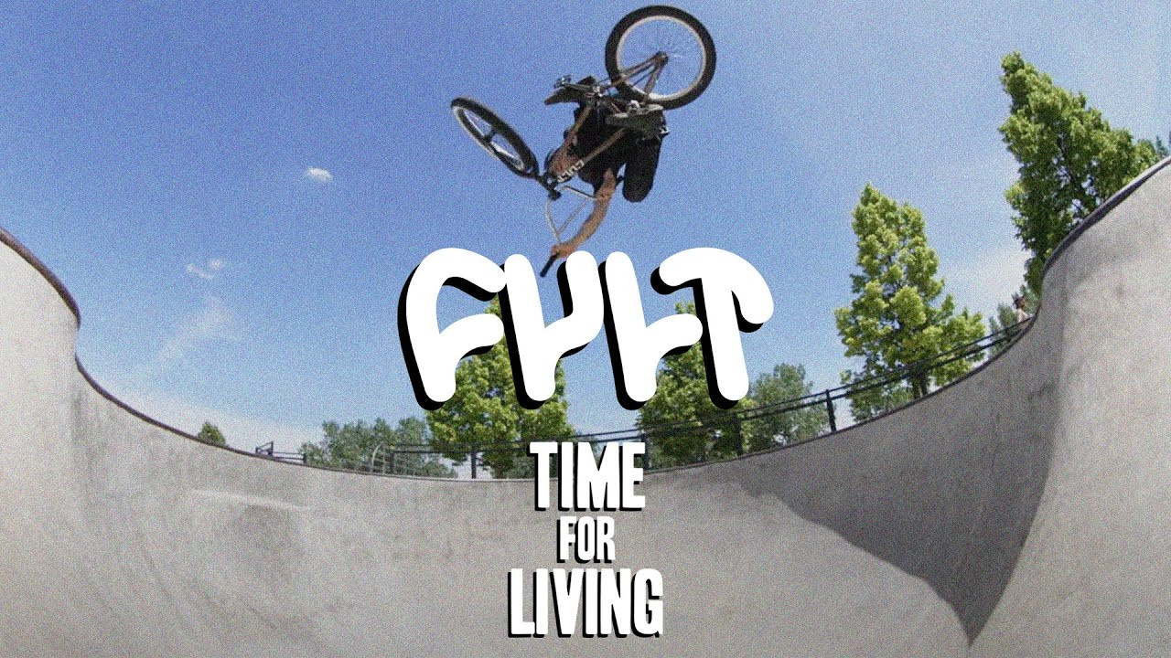 TIME FOR LIVING... we got a heavy squad together in Colorado some days before the Fast & Loose event last week... Corey Walsh, Trey Jones, Lil Jon, Preston Okert, Jason Watts... Colorado is unreal... Shouts to everyone that we saw along the way... <br /><br />video by Veesh...