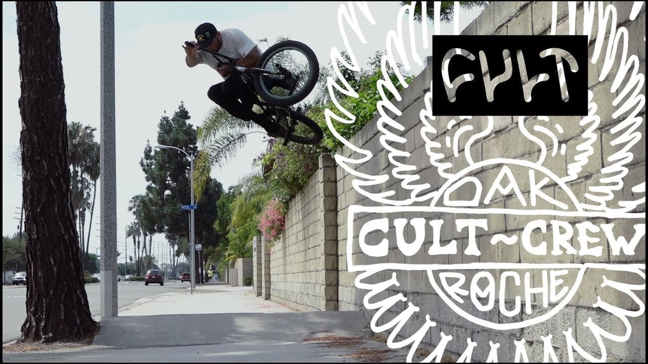 SIMPLE IS CLASSIC, AND CLASSIC IS DAK. New BLACK ON BALCK PATINA DAKOTA ROCHE SIGNATURE FRAME. Available in shops and online <br /><br />PEEP IT HERE https://cultcrew.com<br /><br />Instagram https://www.instagram.com/cultcrew/<br /> DAKOTA ROCHE https://www.instagram.com/dakroche/<br /> VEESH https://www.instagram.com/veeshermang/