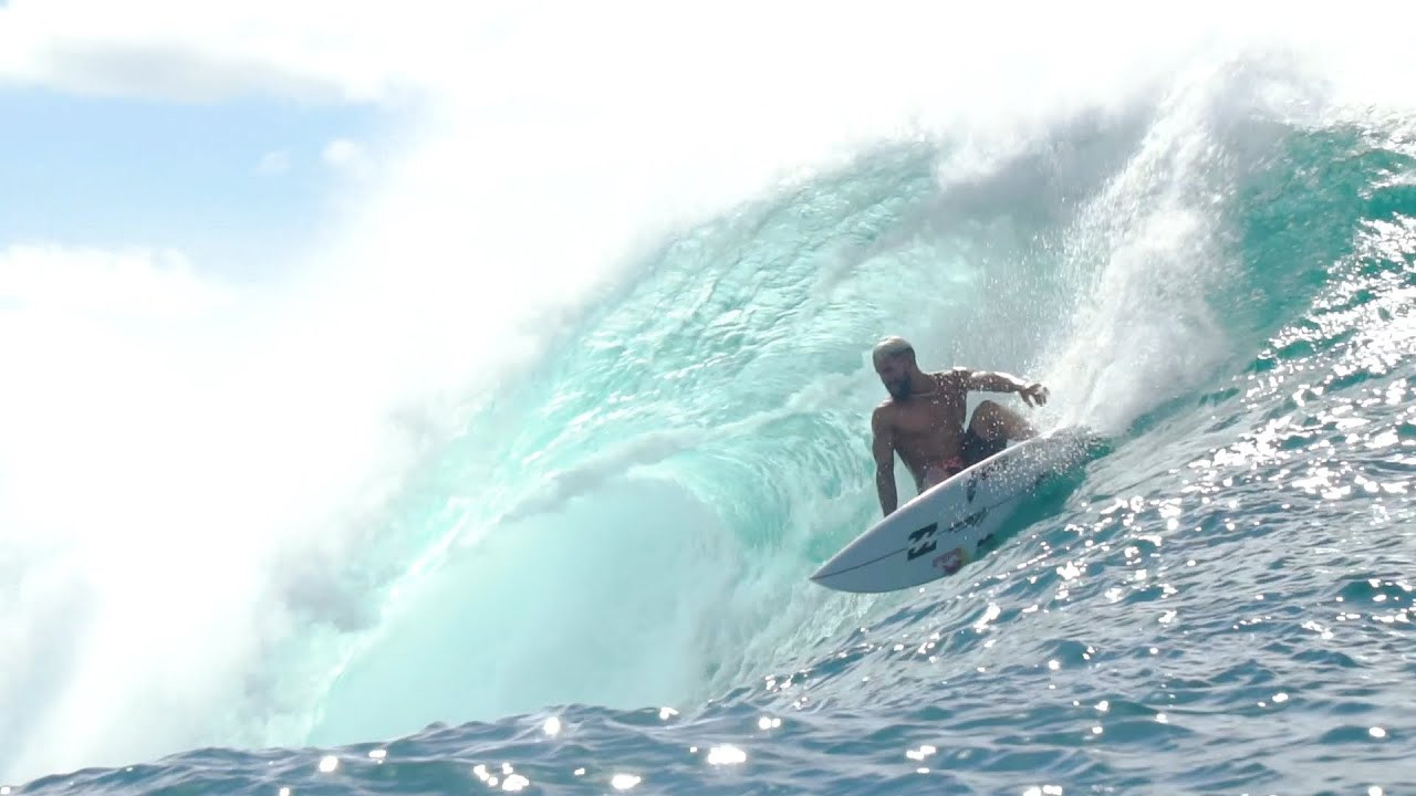 Champion-level stretch. Meet the all-new Fifty50 Airlite, trusted by @italoferreira. Engineered performance boardshorts that bring three high-performance fabrics together giving you flexibility, stability and comfort where you need it most. Made from recycled PET bottles. ♻️<br /><br />Shop the Take Me With You collection here: https://bit.ly/3KpiIfE<br /><br />Subscribe to Billabong for more videos: https://www.youtube.com/user/billabong<br /> <br /> Visit www.billabong.com for the latest athlete news or follow us on social for up to the minute updates:<br /> <br /> Instagram | https://www.instagram.com/billabong/<br /> Facebook | https://www.facebook.com/Billabong/<br /> Twitter | https://twitter.com/billabong1973<br />TikTok | https://www.tiktok.com/@billabong