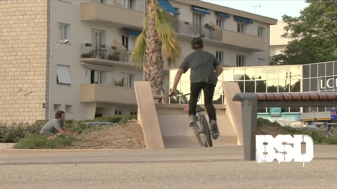 BSD team on the Soul magazine Soulatour in France 2010<br /><br />soulbmxmag.com/<br />bsdforever.com/