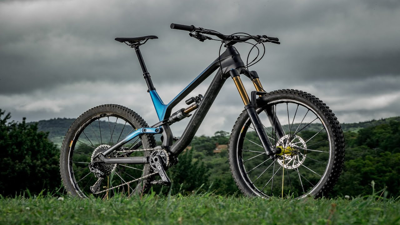 The Torque is surprisingly approachable. Riders not accustomed to its ample travel still won’t get lost in it. It supports, flows, and even pops, though it definitely needs to be in firm mode for the climbs. It’s a great package for a great price.