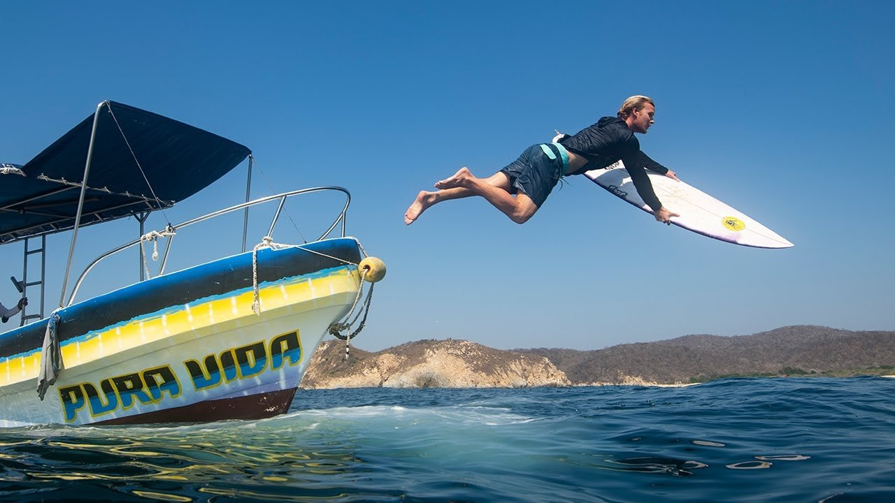 Eclipse harmful UV rays with a loose fit, UPF 50+ performance sun shirt. We've combined UV protection with the fit of your favorite t-shirt to create the ultimate outdoor UPF shirt. From land to sea, and everything in between, do what you love longer in a Body Glove UPF Sun Shirt. https://www.bodyglove.com/collections/mens-rash-guards