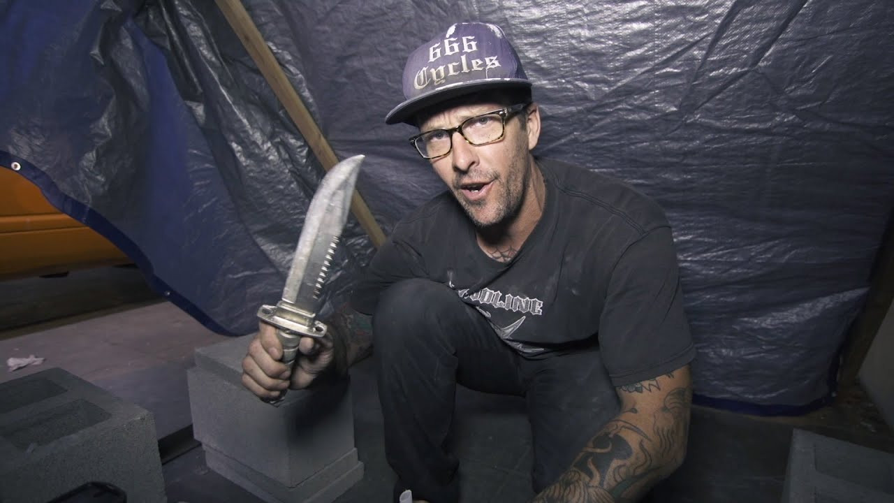 The step by step process on how to pose as a homeless person living in a tent and build a DIY ledge inside. No one questions a homeless tent. #THEBUILDPROJECT http://www.dlxsf.com/thebuildproject/