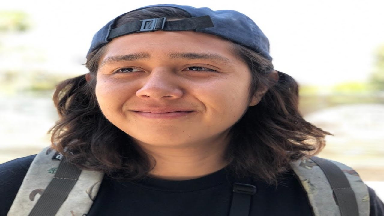 Rarely do we see characters like Franky Villani come around to grace us with weird gnarliness<br /><br />His new Dickies part, 'Alone with my Demons', features some pretty, odd skating that only Franky can pull off<br /><br />Ledges, transition, flatground, and more await in this short but sweet skate vid<br /><br />What else will we get bashed over the head with in this skate compilation of a two-week trip up the North coast from Primitive oddball Franky Villani?<br /><br />Let's find out in this Top 10 Takeaway breakdown of Franky's latest work!<br /><br />Follow Dumb Data on IG: https://www.instagram.com/realdumbdata/<br />Follow Dumb Data on TikTok: https://www.tiktok.com/@dumbdata